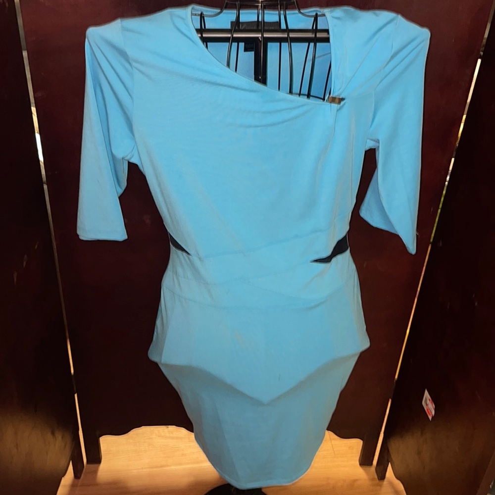 Kardashian blue dress